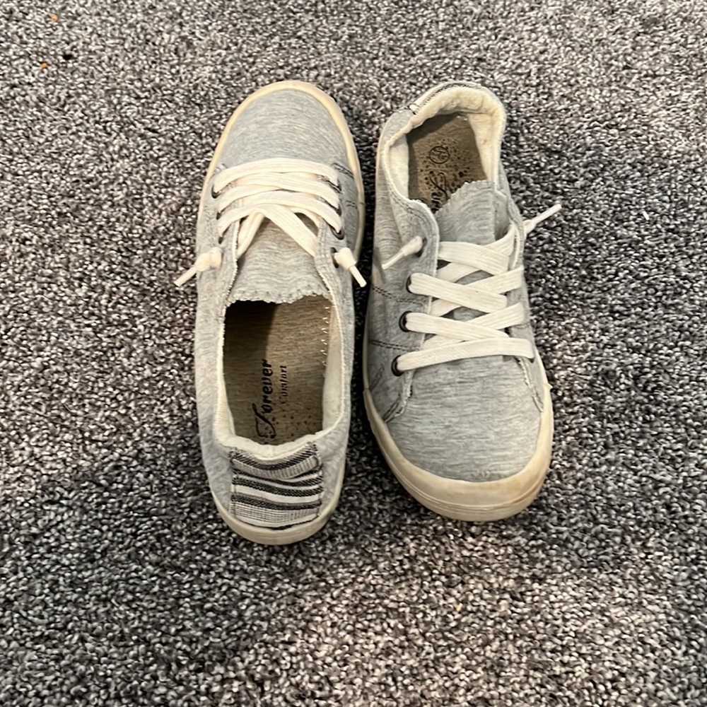Womens grey canvas slip on sneakers size 7 - Picture 12 of 12